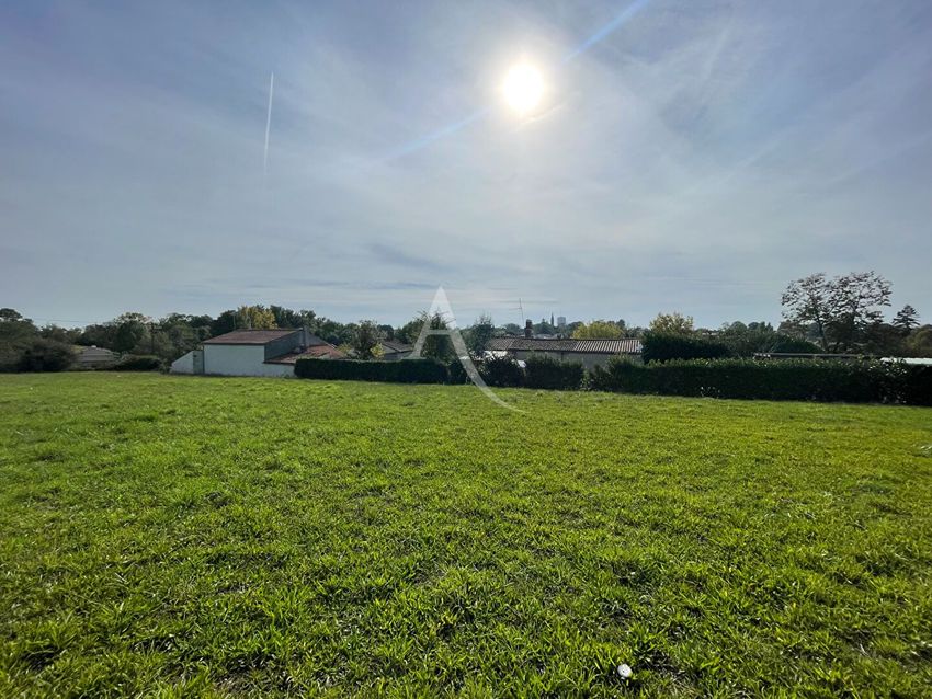 Image de terrain à Saint-Michel-le-Cloucq