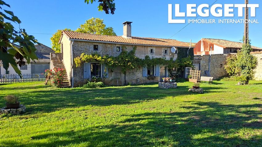Image Façade à  propriété agricole de Saint-Sauvant