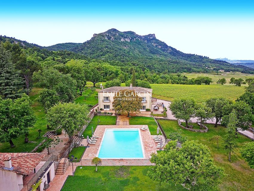 Image Piscine à  villa de Aix-en-Provence