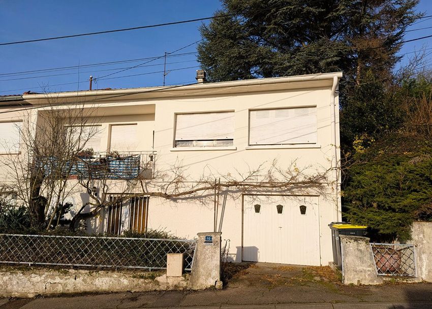 Image Façade à  maison mitoyenne de Saulny