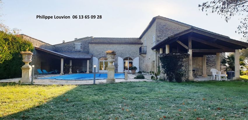 Image Façade à  manoir de Saint-Vivien-de-Monségur