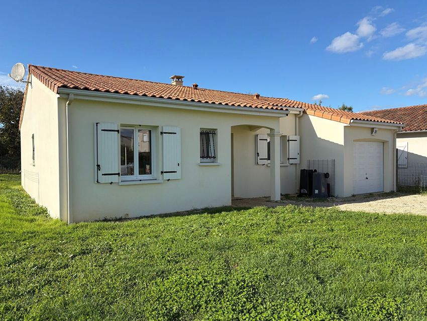 Image Façade à  maison individuelle de Vivonne