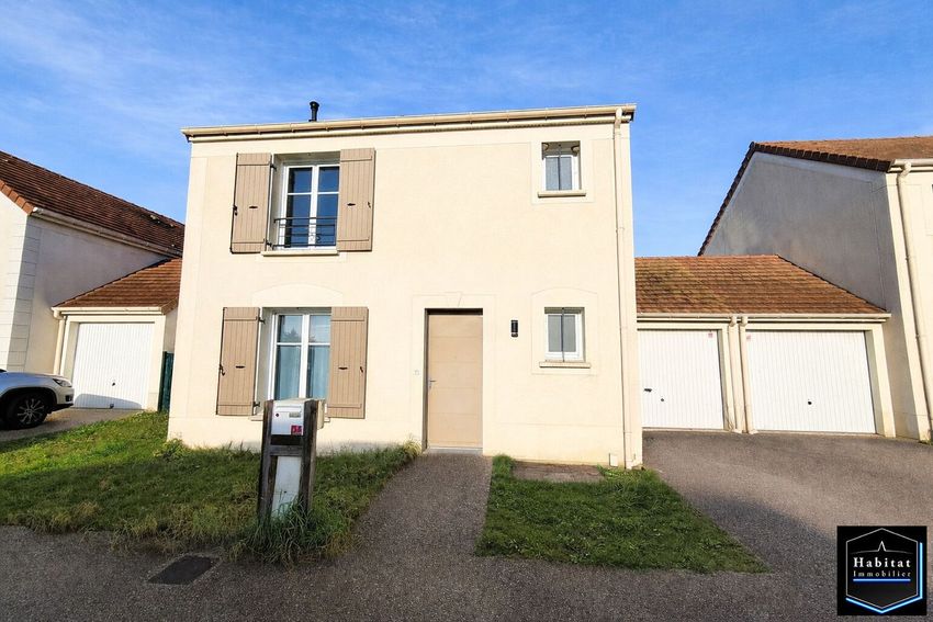 Image Façade à  maison individuelle de Rouvres