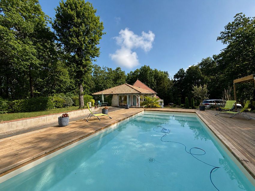 Image Piscine à  maison individuelle de Lédat