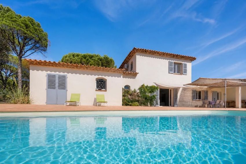 Image Piscine à  maison individuelle de Vidauban