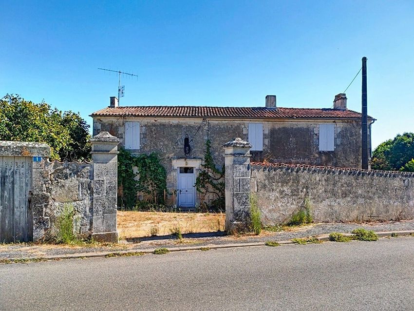 Image Façade à  maison individuelle de Lussant