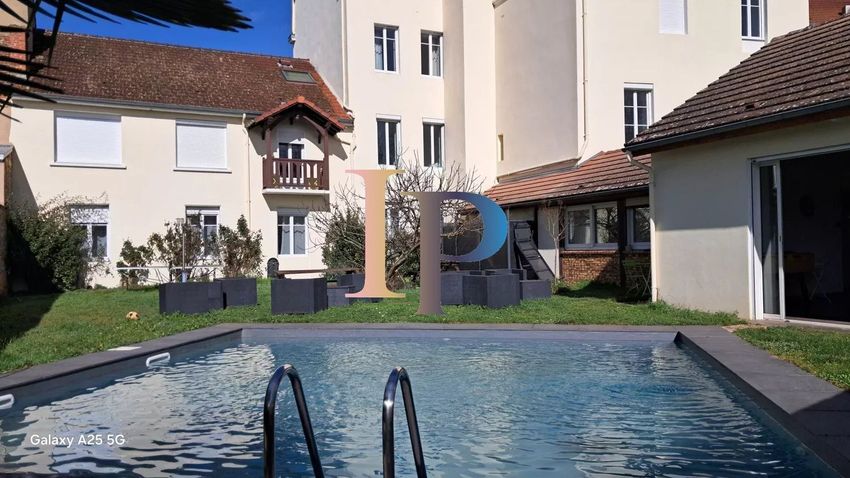 Image Piscine à  propriété agricole de Paray-le-Monial