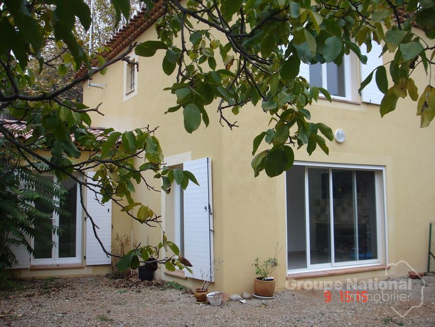 Image Façade à  maison individuelle de Rians