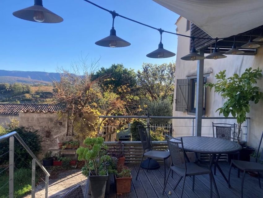 Image Terrasse à  maison individuelle de Gardie