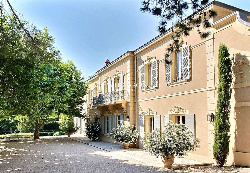 Image Façade à  maison individuelle de Lambesc