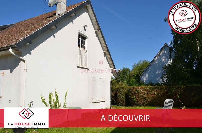 Image Façade à  villa de Beaumont-le-Roger