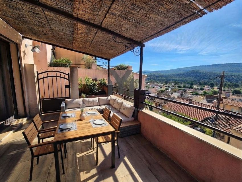 Image Terrasse à appartement de Cuges-les-Pins