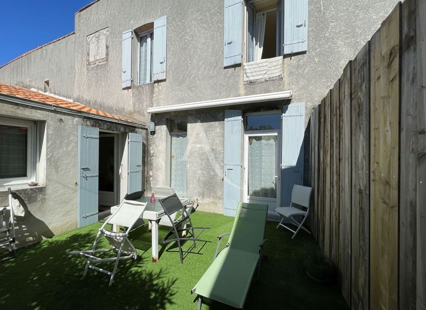 Image Façade à  maison mitoyenne de Bourcefranc-le-Chapus