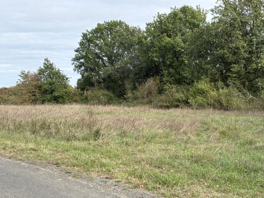 Image de terrain à Saint-Germain-du-Puch