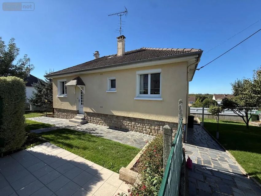 Image Façade à  maison individuelle de Villedieu-les-Poêles-Rouffigny
