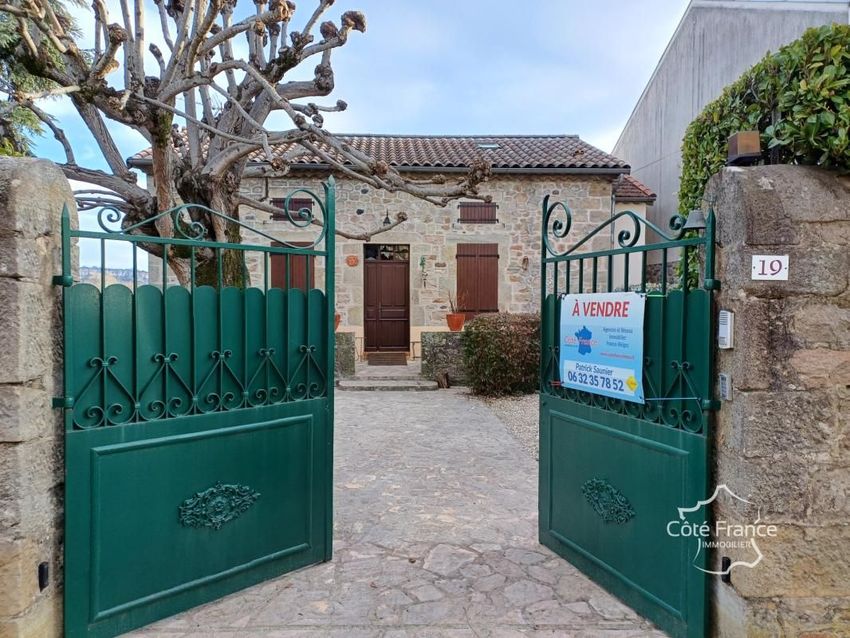 Image Façade à  maison de village de Saint-Privat