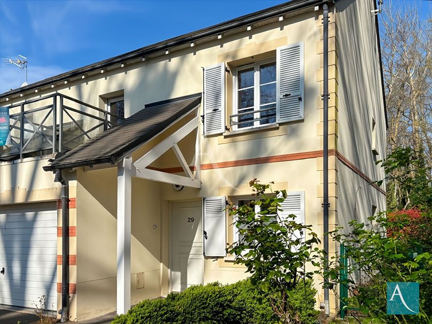 Image Façade à  maison mitoyenne de Étampes