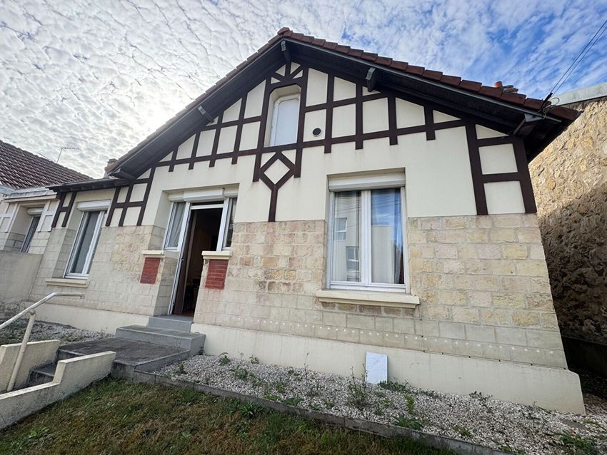 Image Façade à  maison individuelle de Mondeville