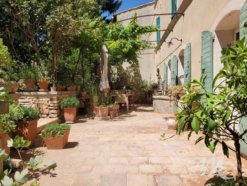 Image Jardin à  maison individuelle de Saint-Maximin-la-Sainte-Baume