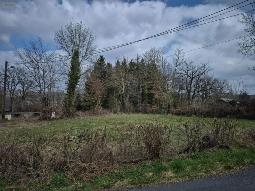 Image de terrain à Salles-Curan