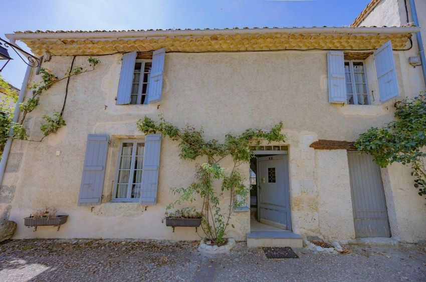 Image Façade à  maison de village de Lectoure