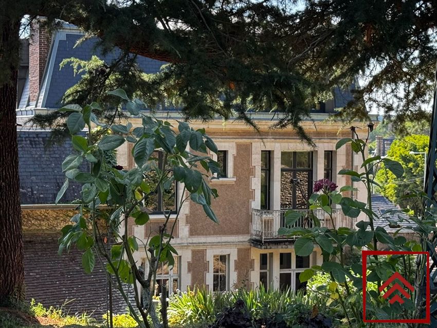 Image Façade à  manoir de Nogent-le-Rotrou