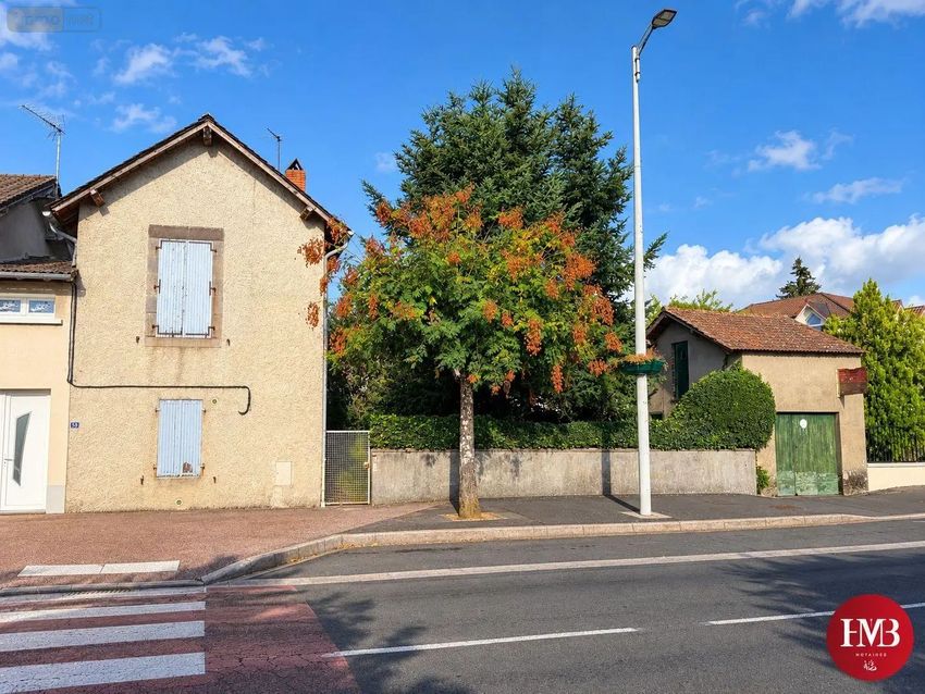 Image Façade à  maison individuelle de Arpajon-sur-Cère