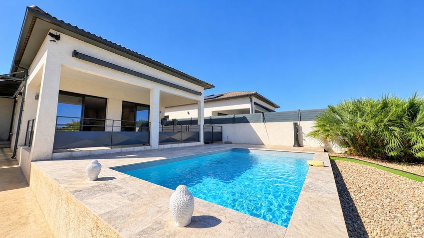 Image Piscine à  maison individuelle de Borgo