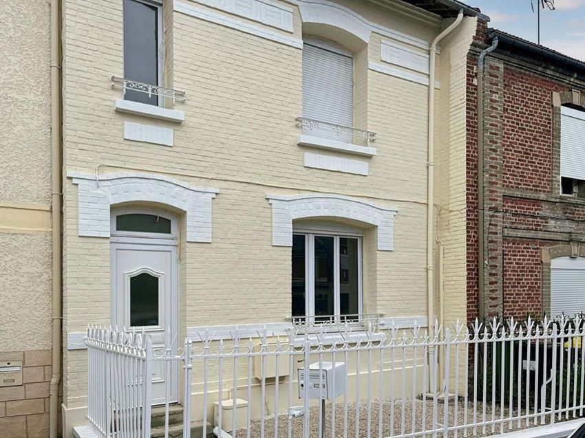 Image Façade à  maison individuelle de Chauny