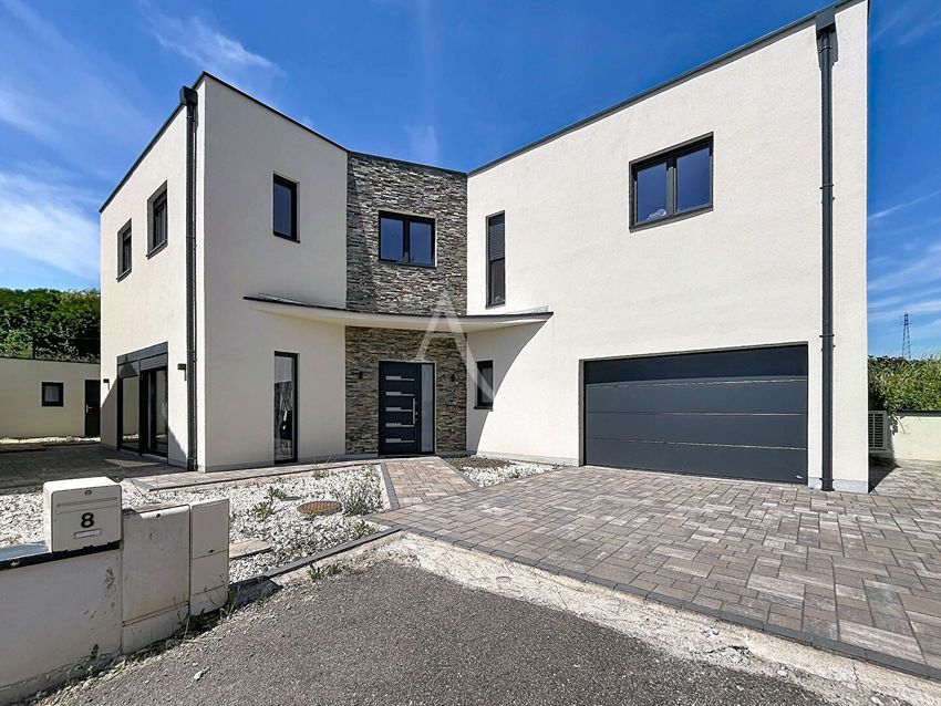 Image Façade à  maison individuelle de Neufchef