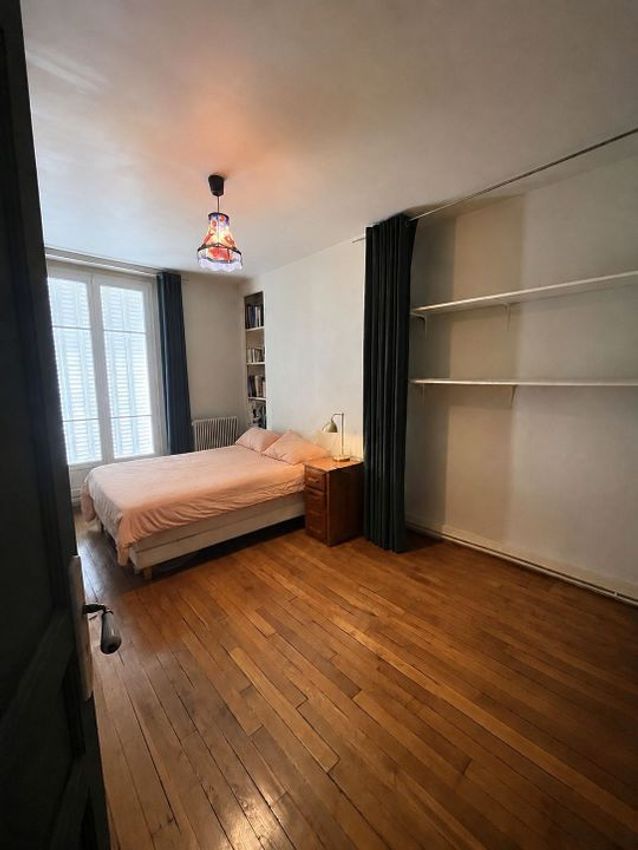 Image Chambre à appartement de Clignancourt-Jules Joffrin