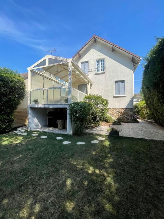 Image Façade à  maison individuelle de Villepinte