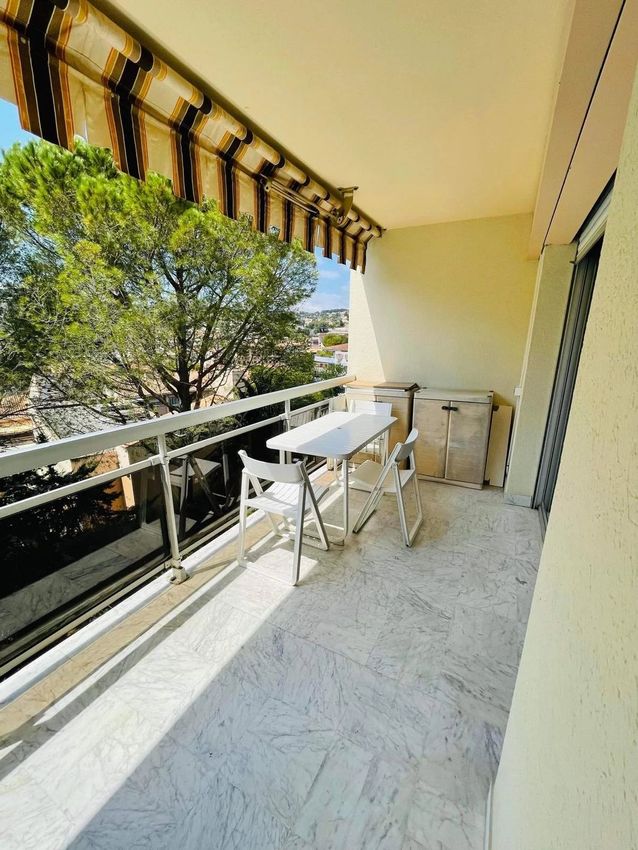 Image Terrasse à appartement de 165 Chemin Lintier