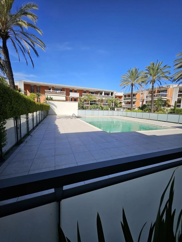 Image Piscine à appartement de Villeneuve-Loubet