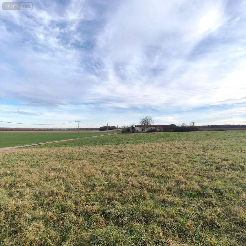 Image de terrain à Montceaux-lès-Vaudes