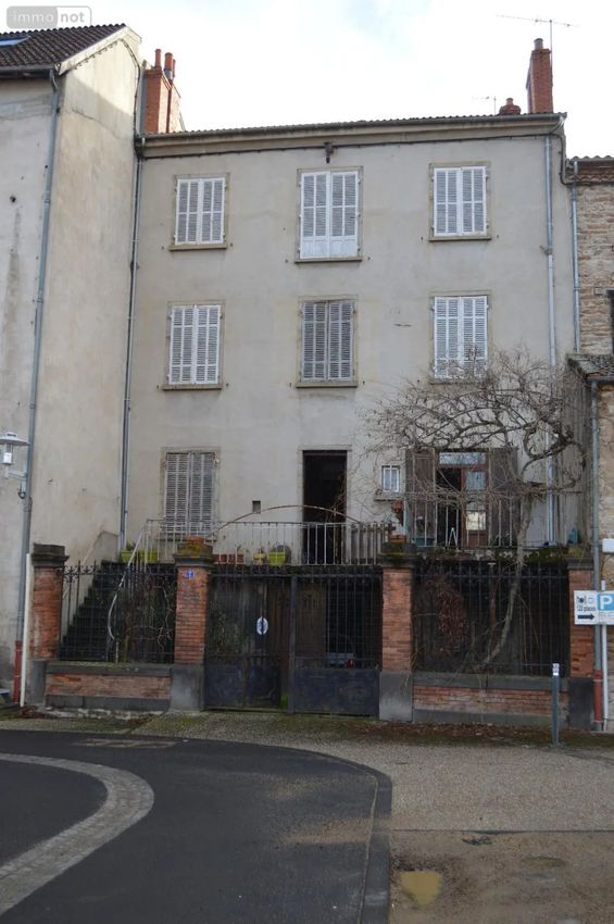 Image Vue à  maison individuelle de Massiac
