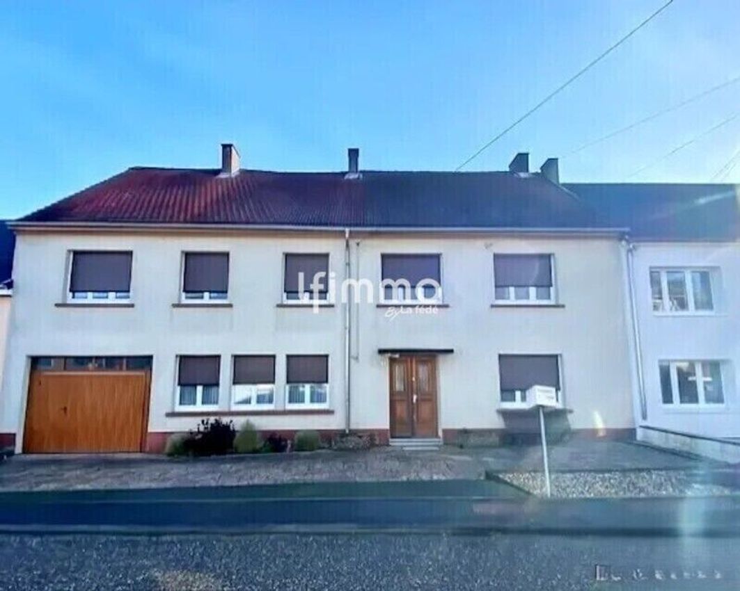 Image Façade à  maison individuelle de Wœlfling-lès-Sarreguemines