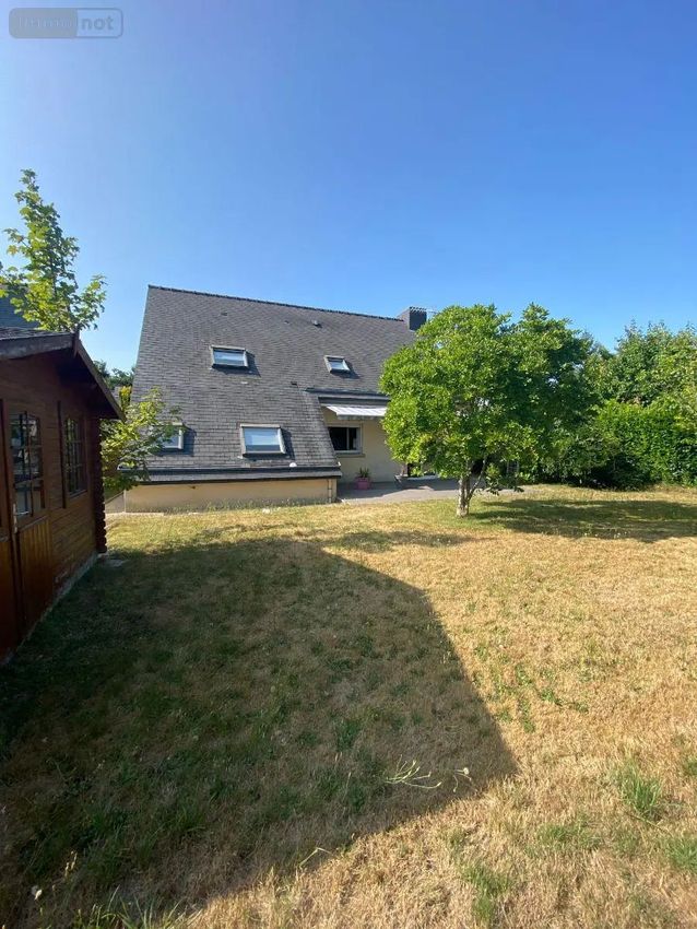 Image Façade à  maison individuelle de Tinténiac