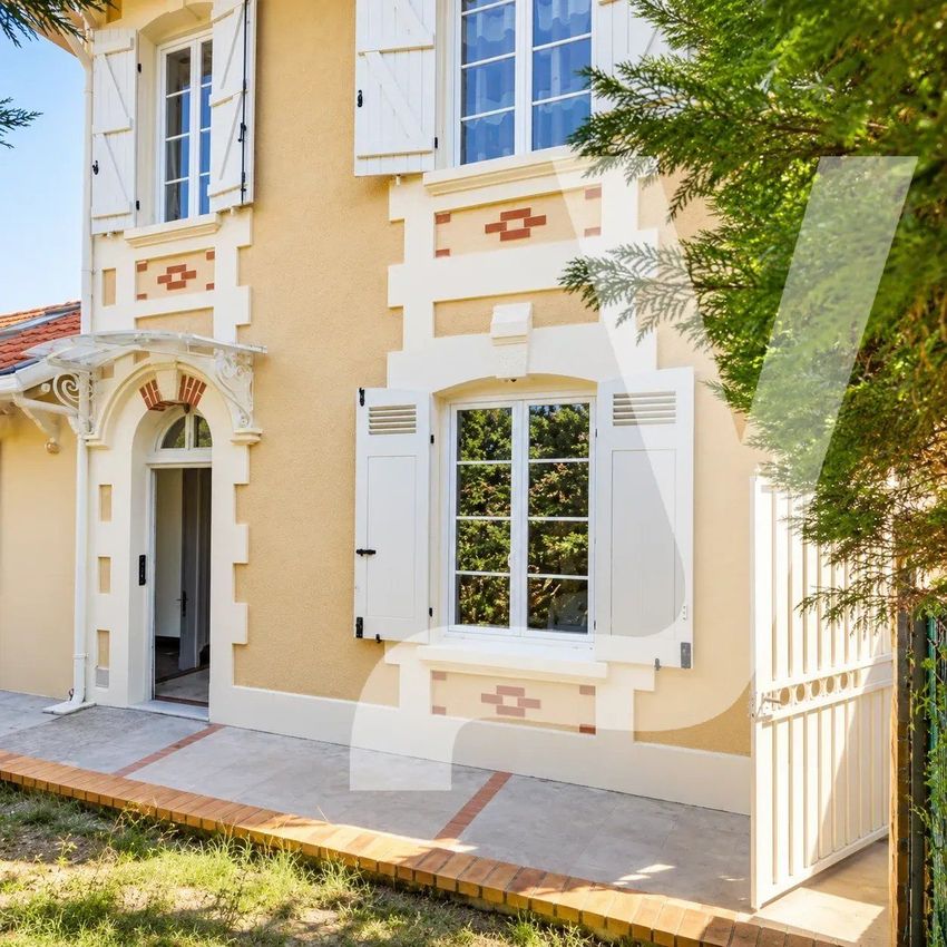 Image Façade à  maison individuelle de Arcachon