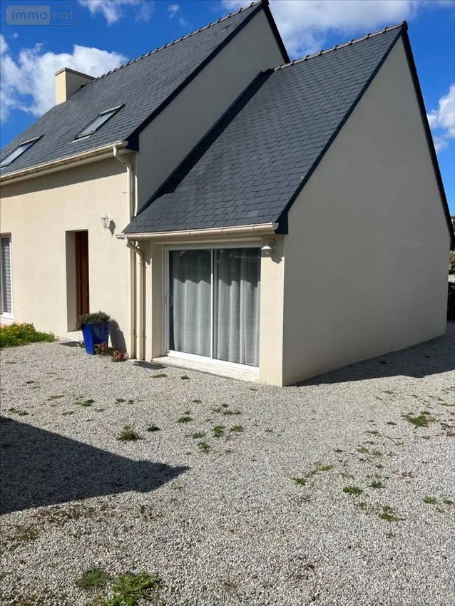 Image Façade à  maison individuelle de Saint-Nic