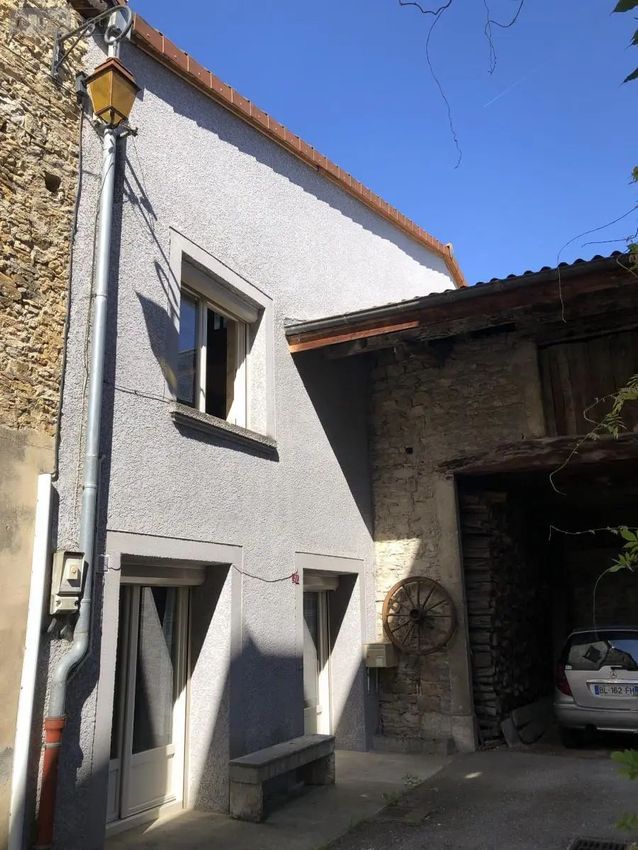 Image Façade à  maison individuelle de Saint-Jean-le-Vieux