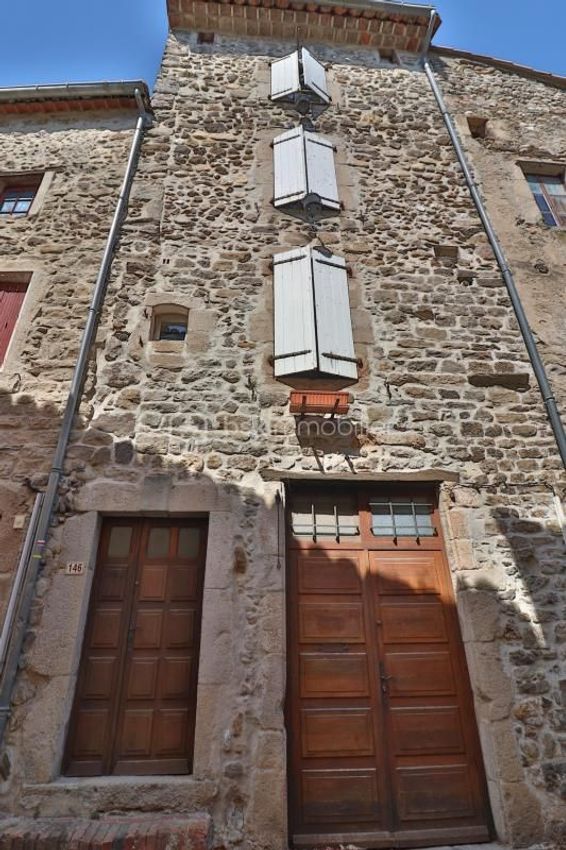 Image Vue à  maison de village de Mialet