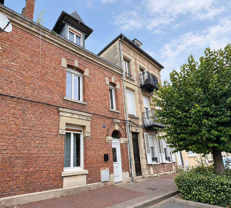 Image Vue à  maison mitoyenne de La Fère