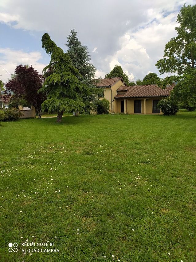Image Jardin à  maison individuelle de Corveissiat
