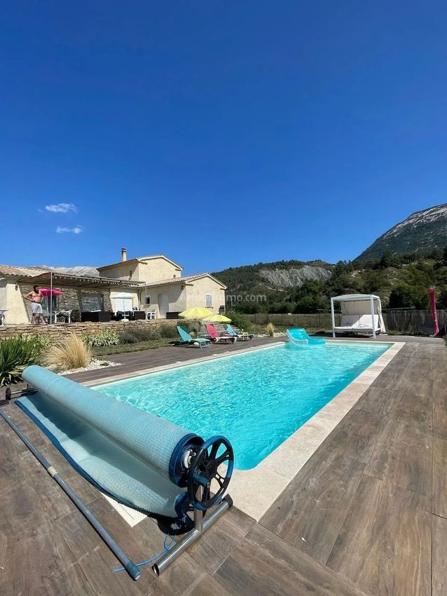 Image Piscine à  villa de Tartonne