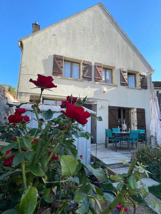 Image Façade à  maison mitoyenne de Dhuisy