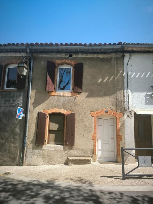 Image Façade à  maison de village de La Digne-d'Aval