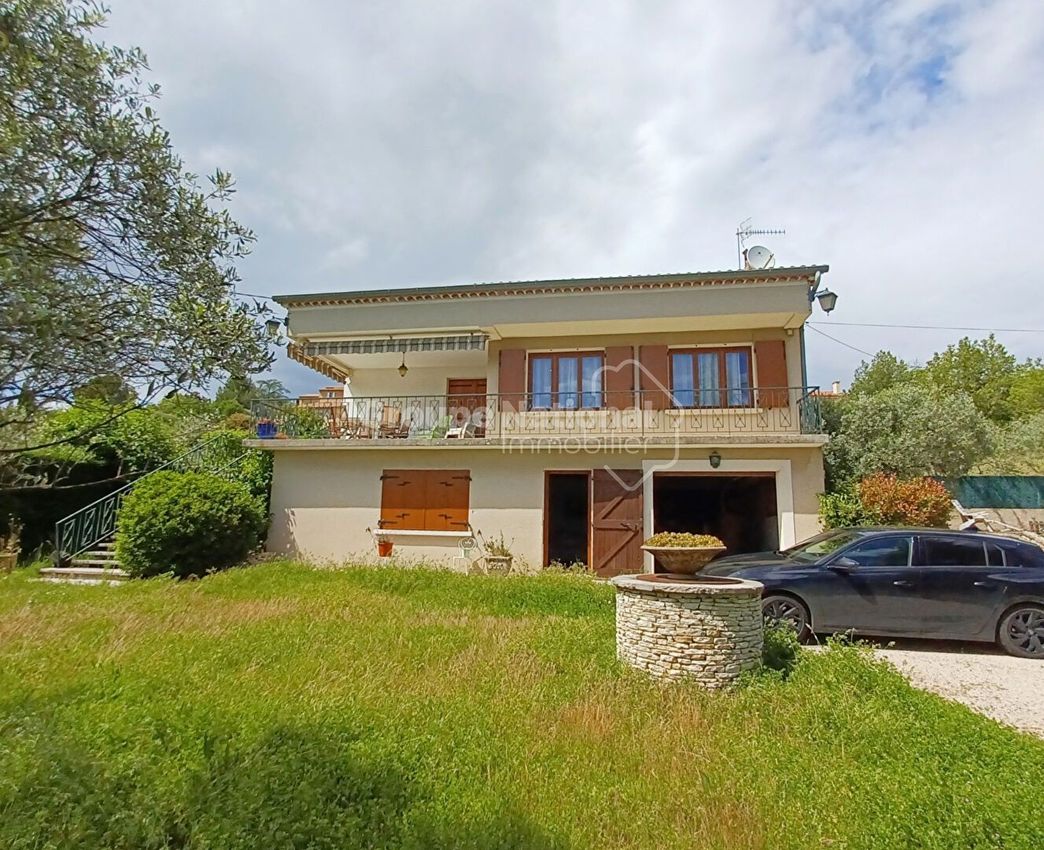 Image Façade à  maison individuelle de Valensole