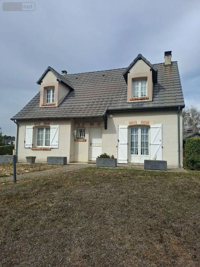 Image Façade à  maison individuelle de Saint-Georges-sur-Moulon