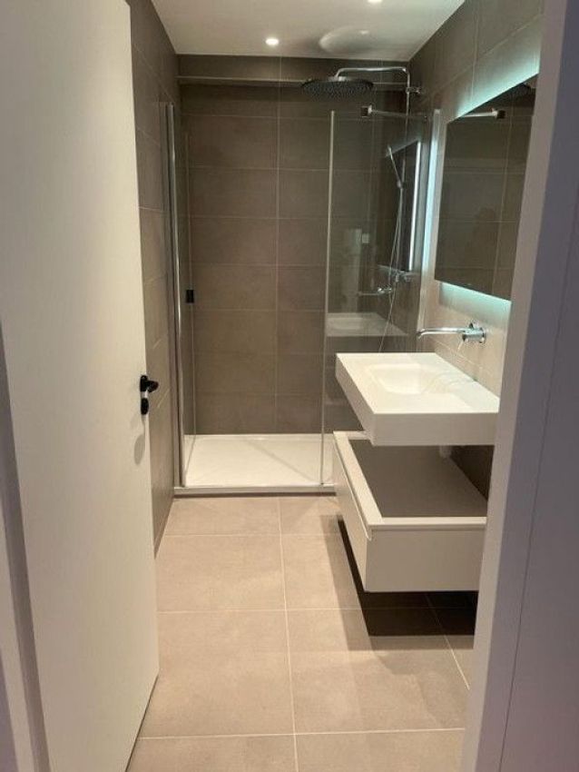 Image Salle de bains à appartement de Cessy